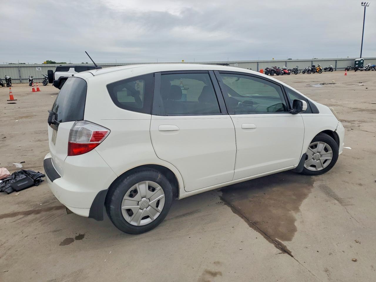 2013 Honda Fit - Image 3