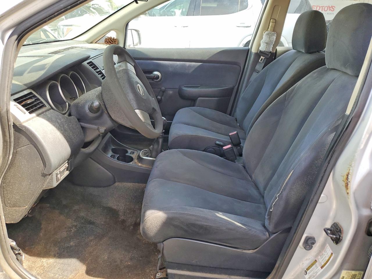 2008 Nissan Versa 1.8 S - Image 7