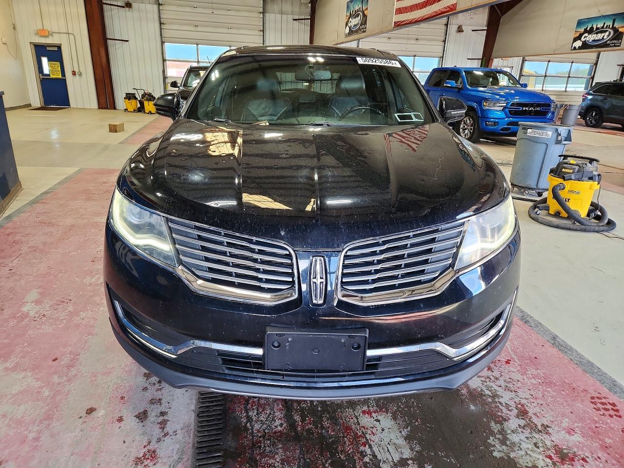 2017 Lincoln Mkx Select - Image 5