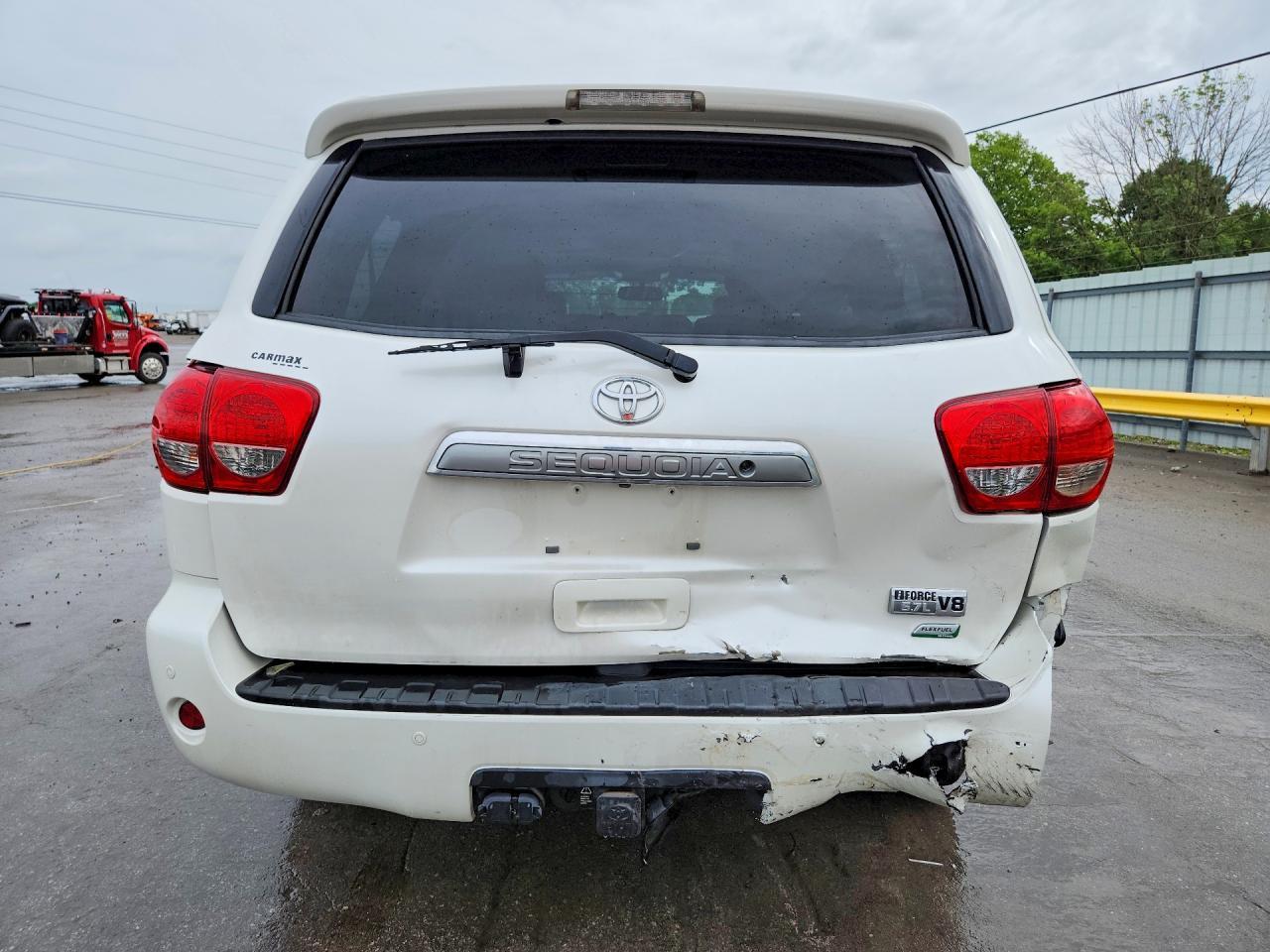 2017 Toyota Sequoia Platinum - Фото 6