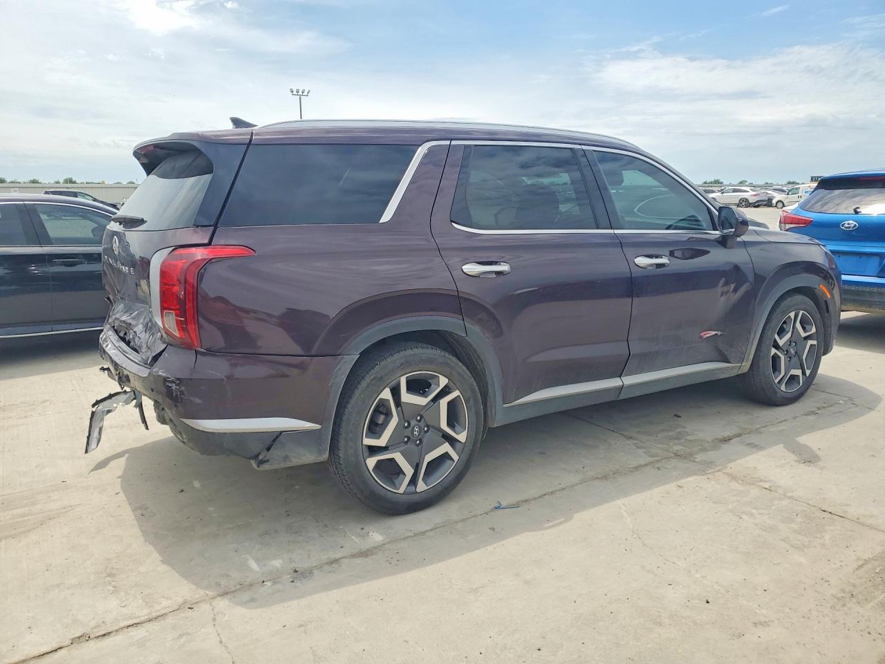 2024 Hyundai Palisade Sel Premium - Image 3