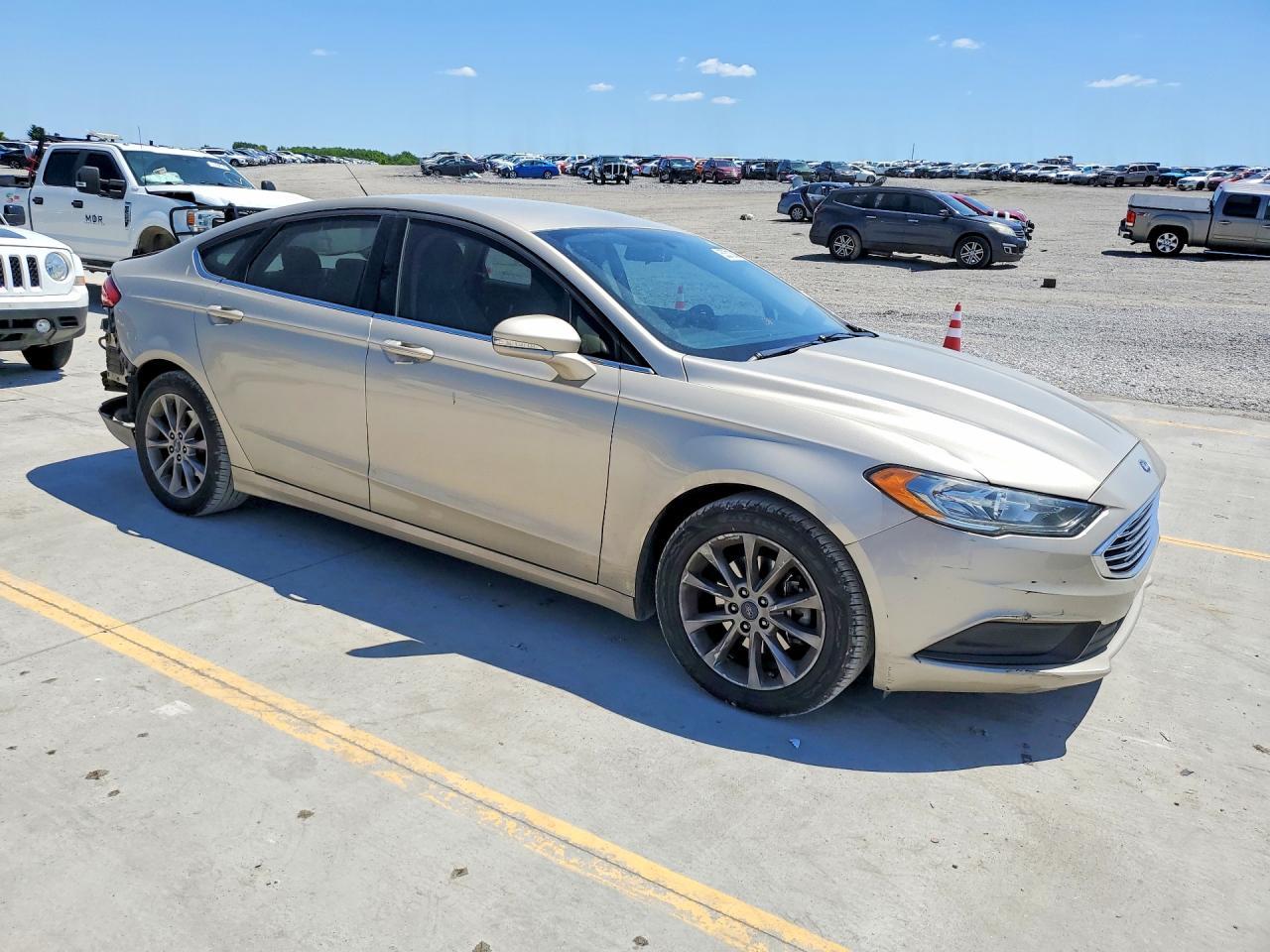 2017 Ford Fusion Se - Фото 4