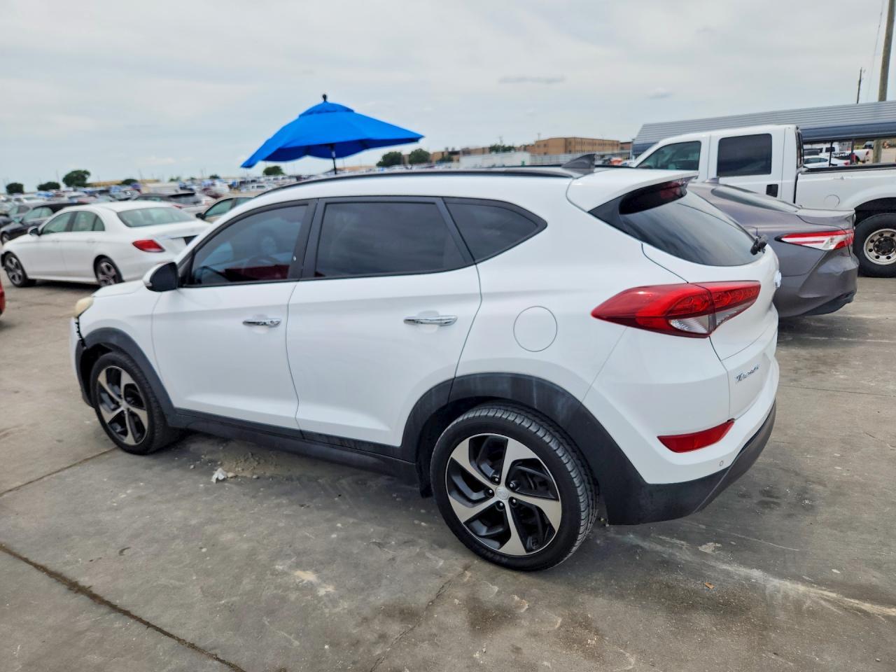 2016 Hyundai Tucson Limited - Фото 2