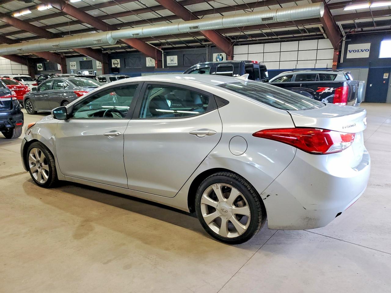 2013 Hyundai Elantra Limited - Фото 2