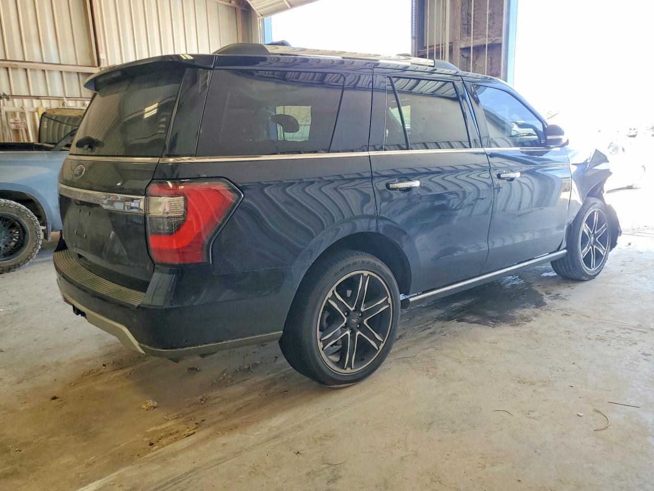 2021 Ford Expedition Limited - Фото 3