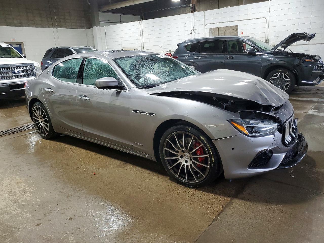 2018 Maserati Ghibli S - Image 4