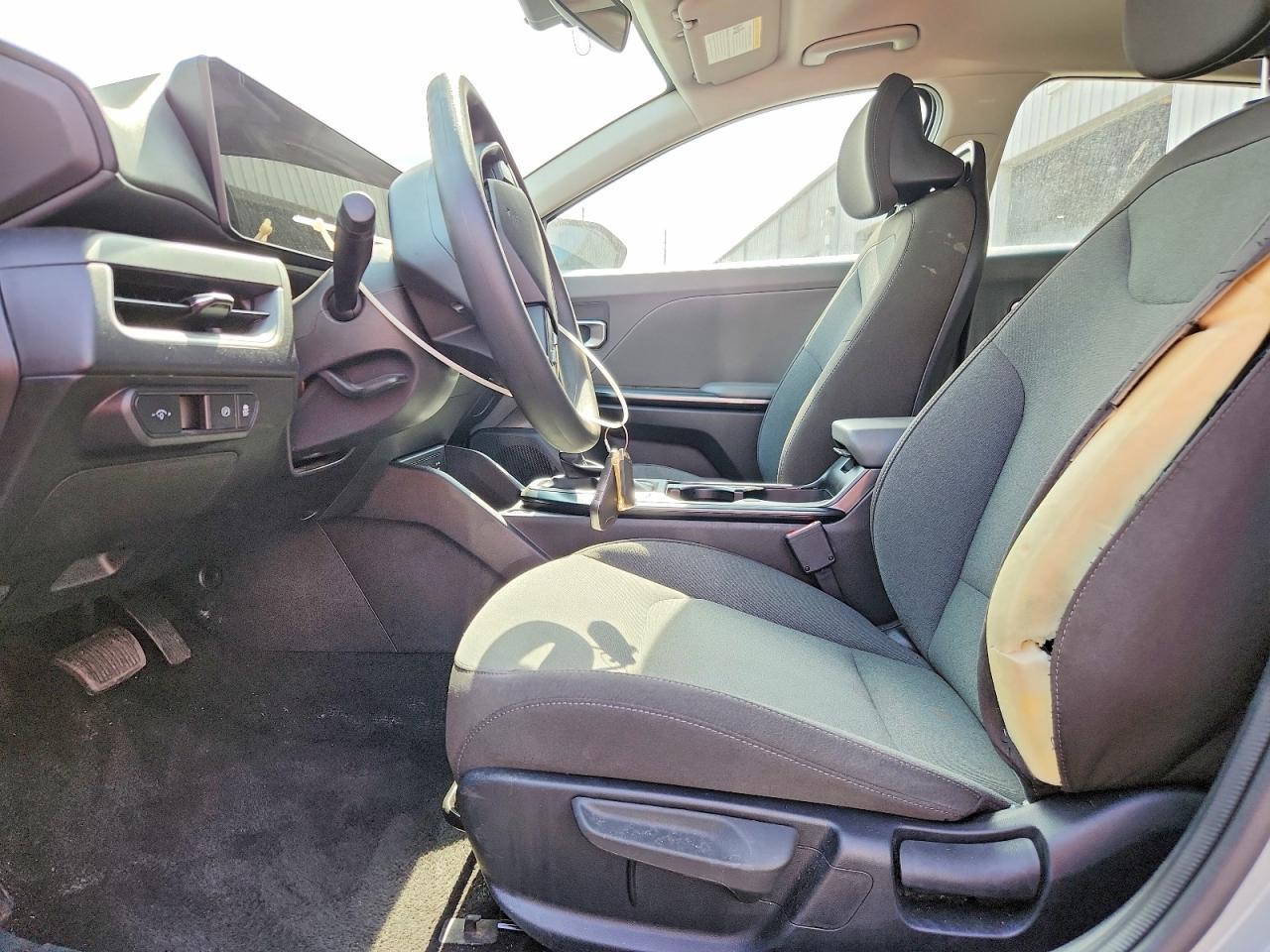 2025 Kia K4 Lxs - Image 7