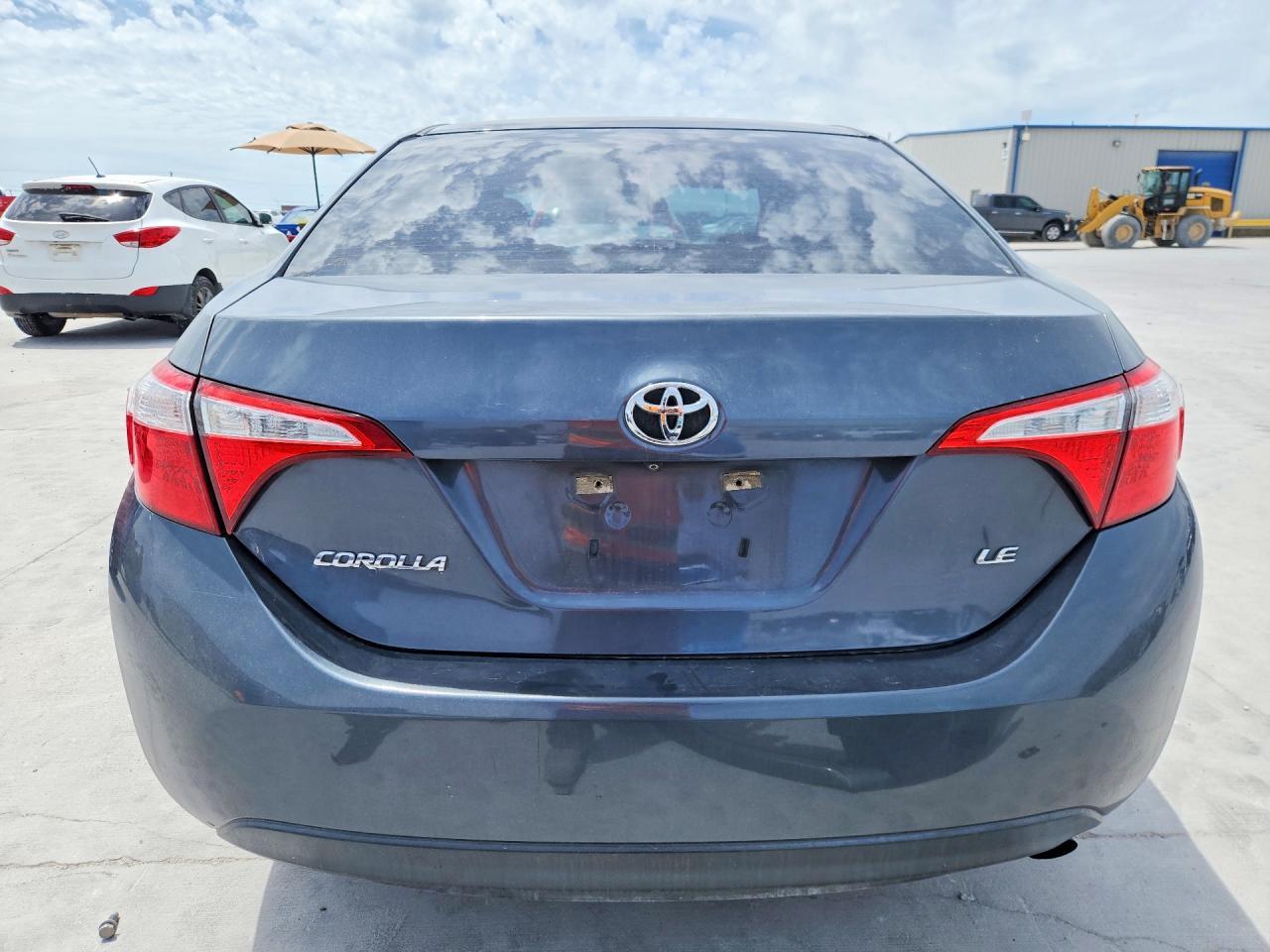 2015 Toyota Corolla Le - Фото 6