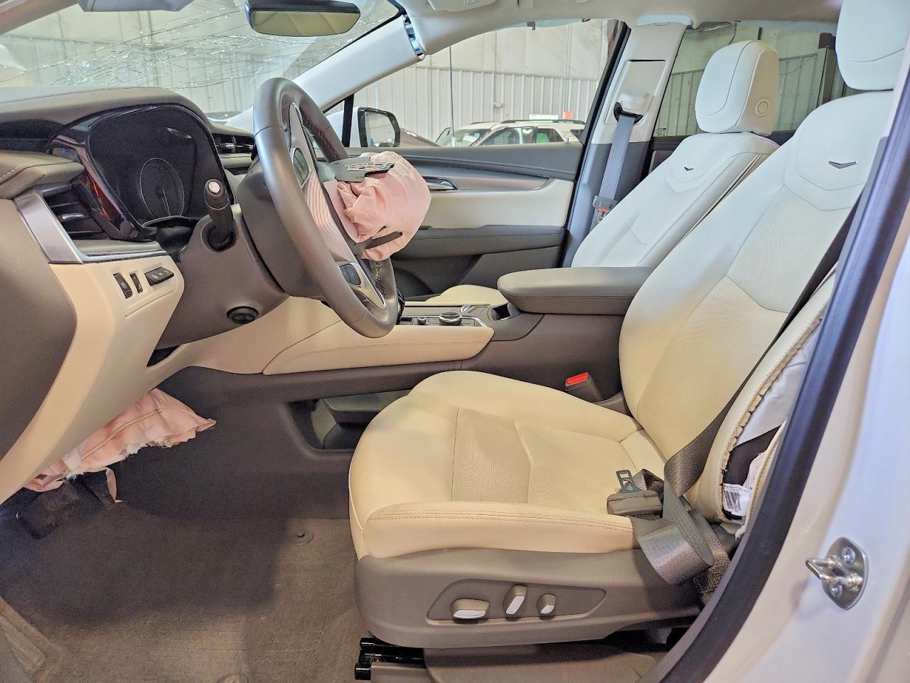 2025 Cadillac Xt5 Premium Luxury - Image 7