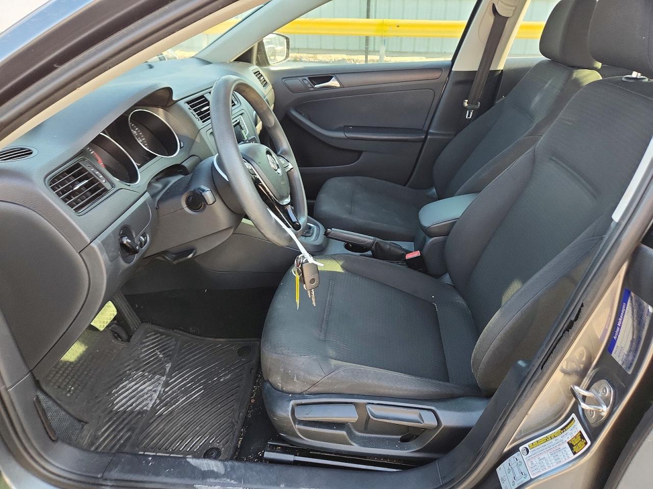 2016 Volkswagen Jetta - Фото 7