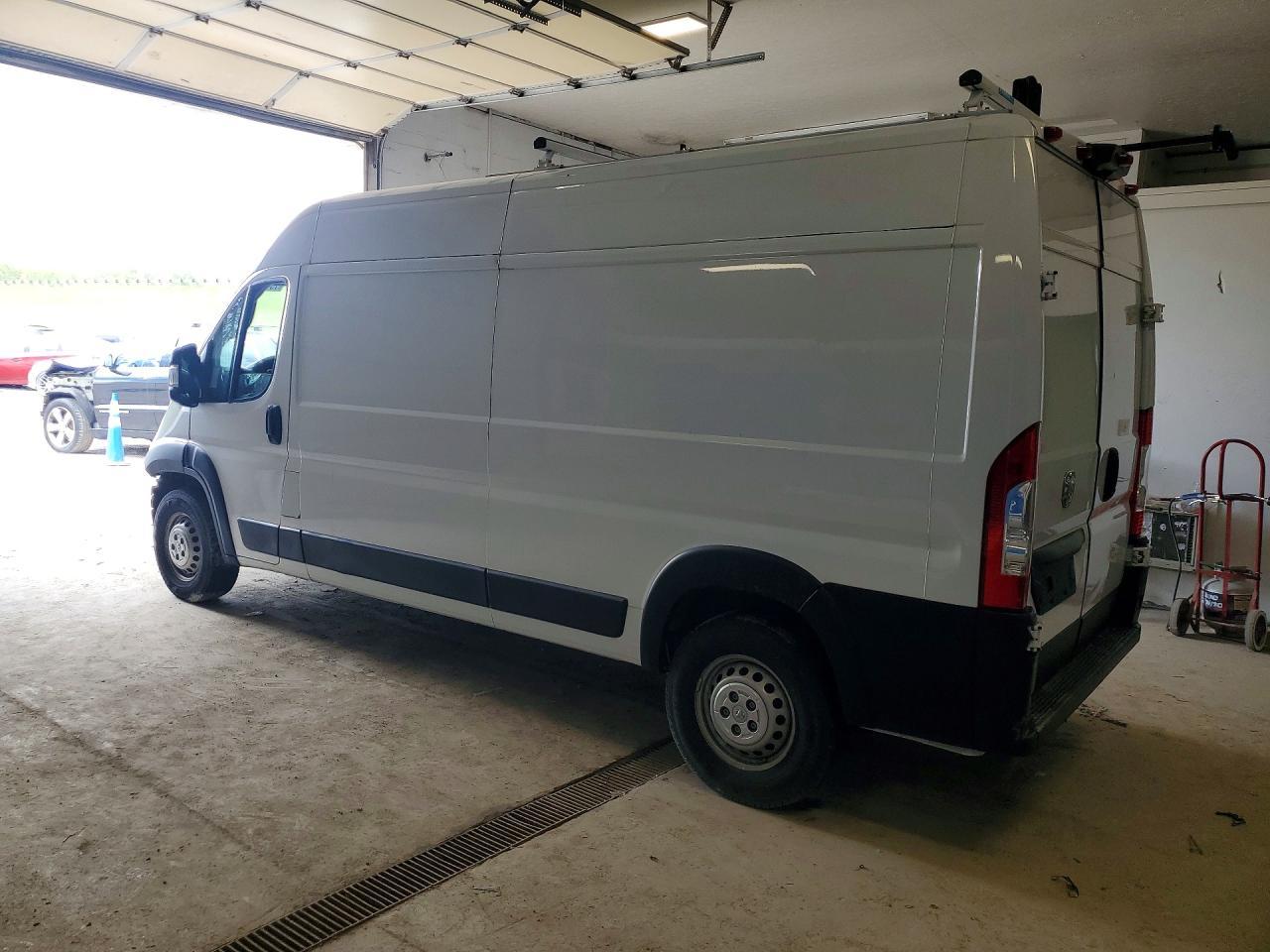 2024 Ram Promaster 2500 Utility / Service Van - Фото 2