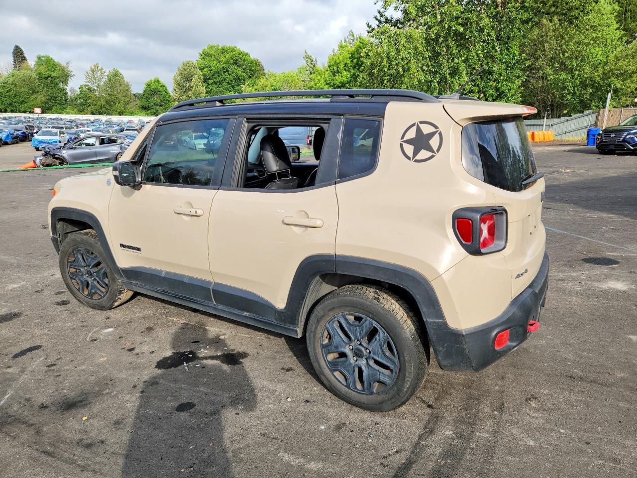 2017 Jeep Renegade Trailhawk - Фото 2