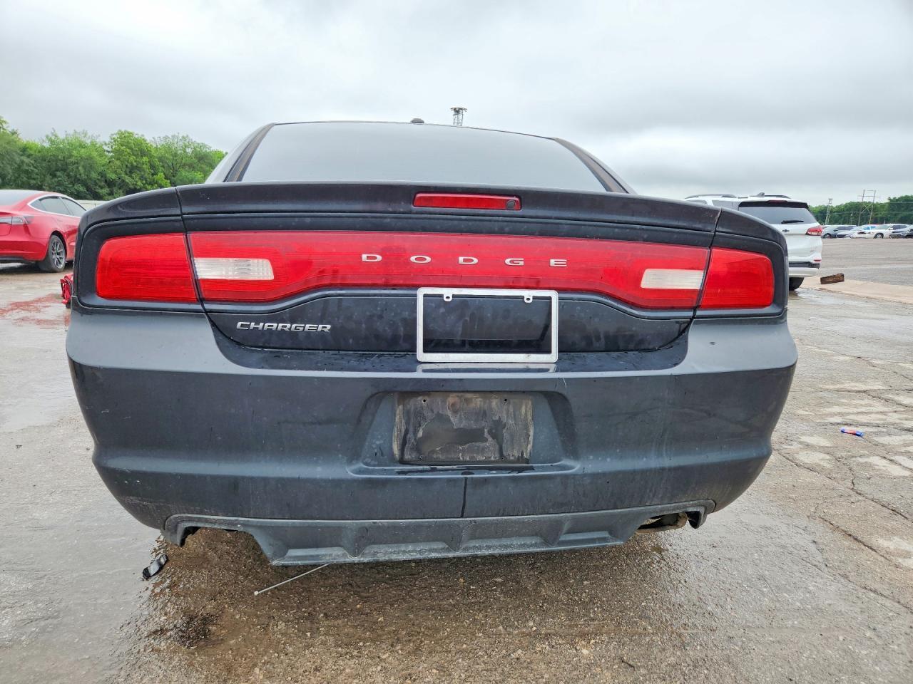 2011 Dodge Charger - Image 6
