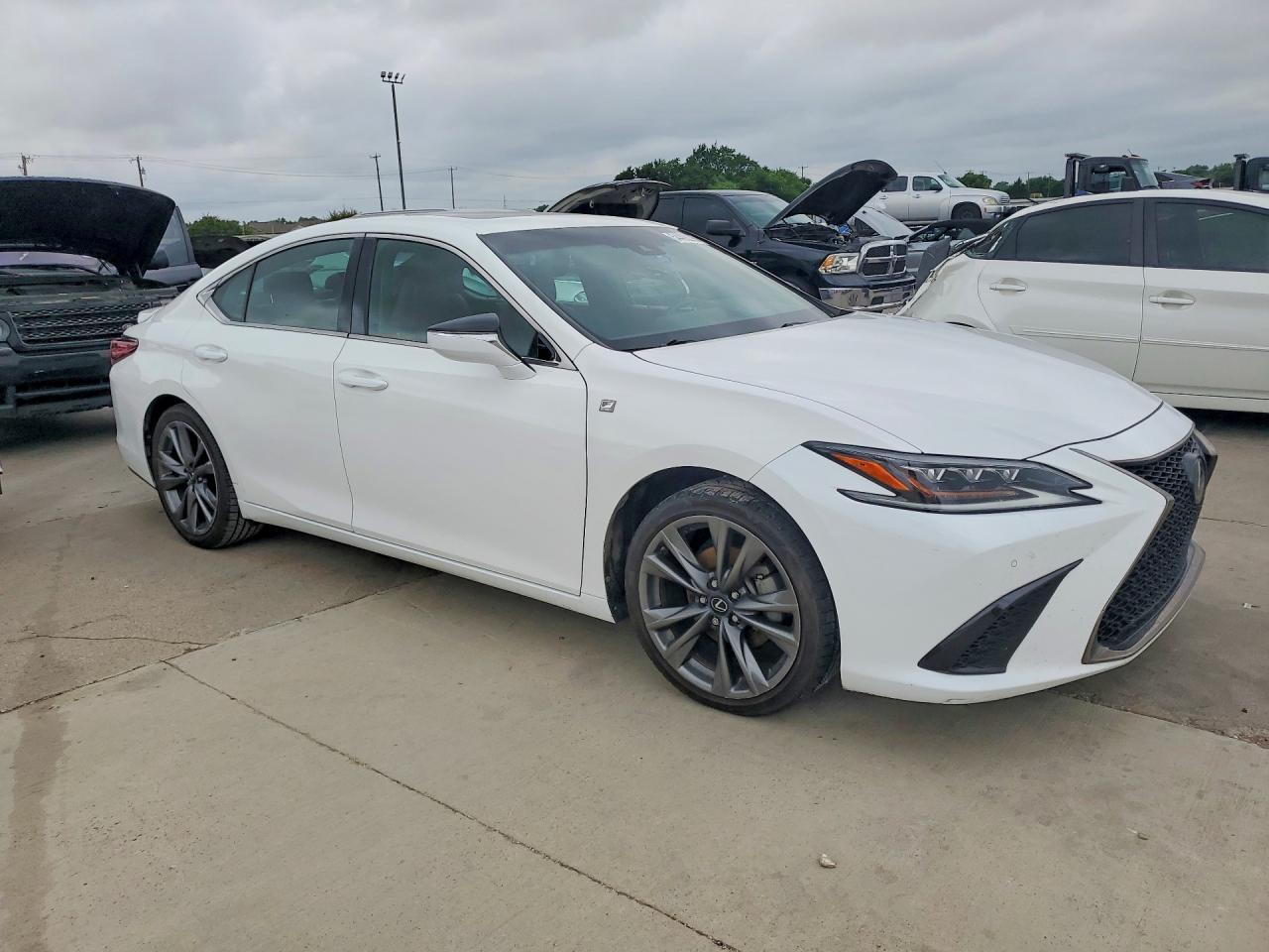 2021 Lexus Es 350 F Sport - Image 4
