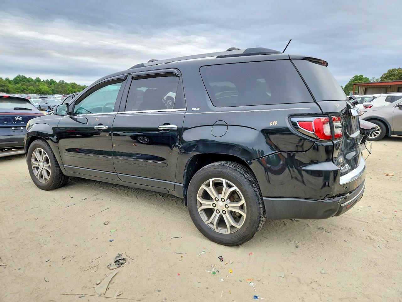 2013 GMC Acadia Slt-1 - Image 2