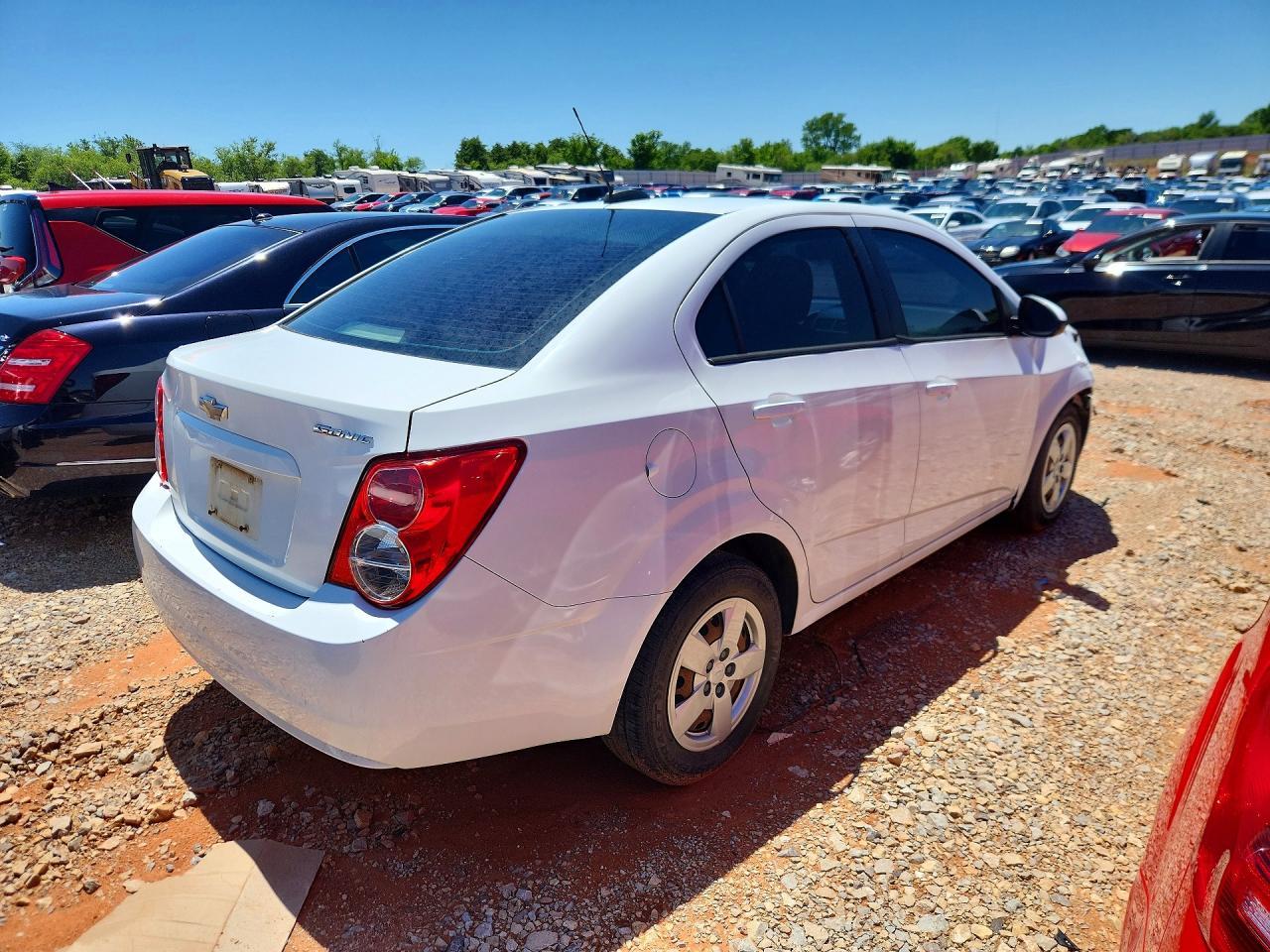 2016 Chevrolet Sonic Ls - Фото 3