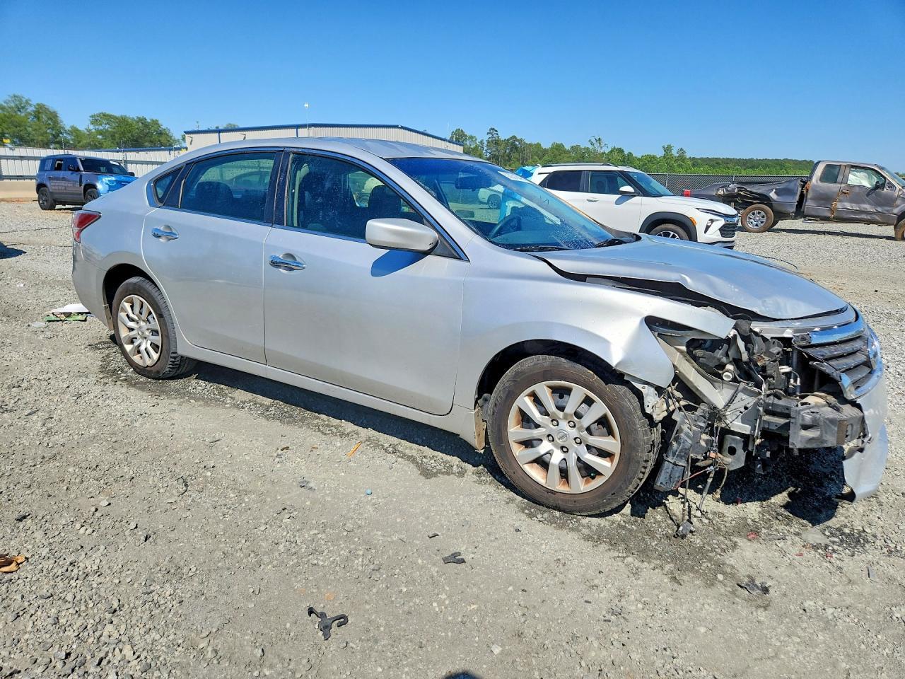 2014 Nissan Altima 2.5 S - Image 4