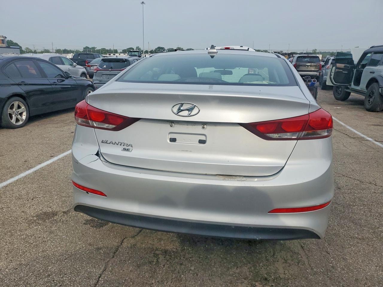 2017 Hyundai Elantra Se - Фото 6