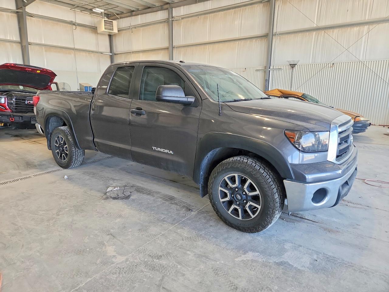 2013 Toyota Tundra Double Cab Sr5 - Фото 4