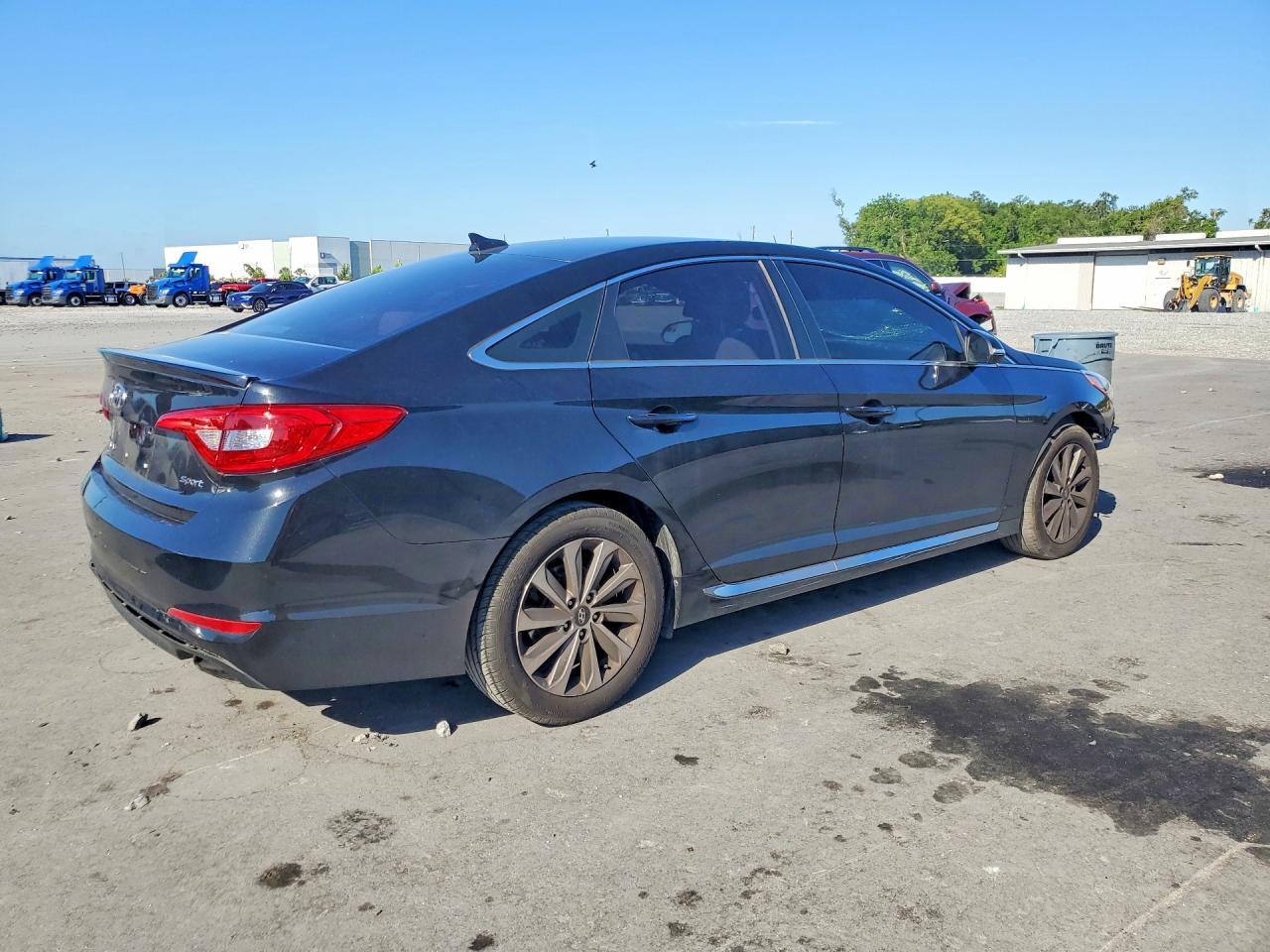 2017 Hyundai Sonata Sport - Фото 3