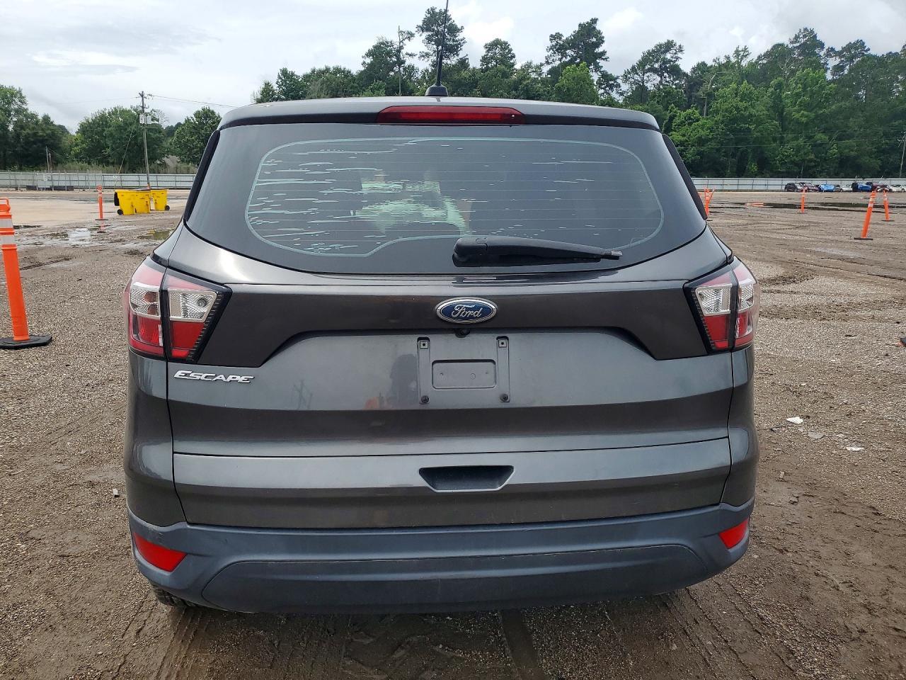 2017 Ford Escape S - Image 6