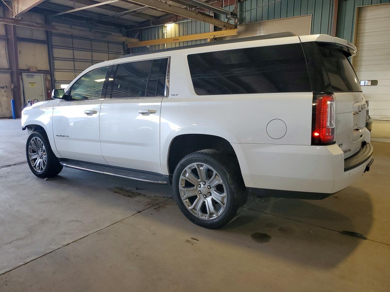 2018 GMC Yukon Xl K1500 Slt - Фото 2