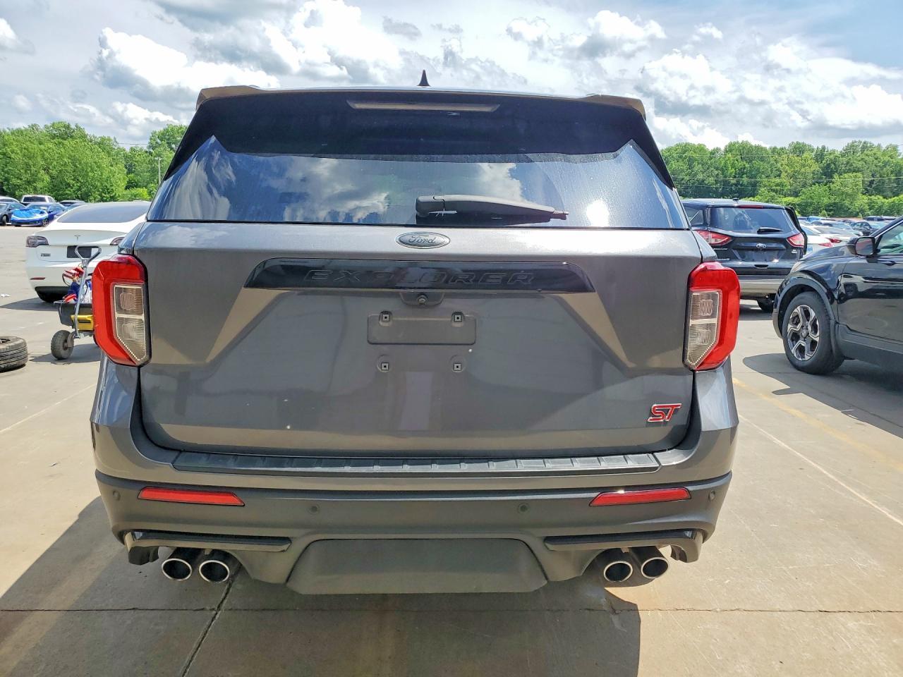 2022 Ford Explorer St - Image 6
