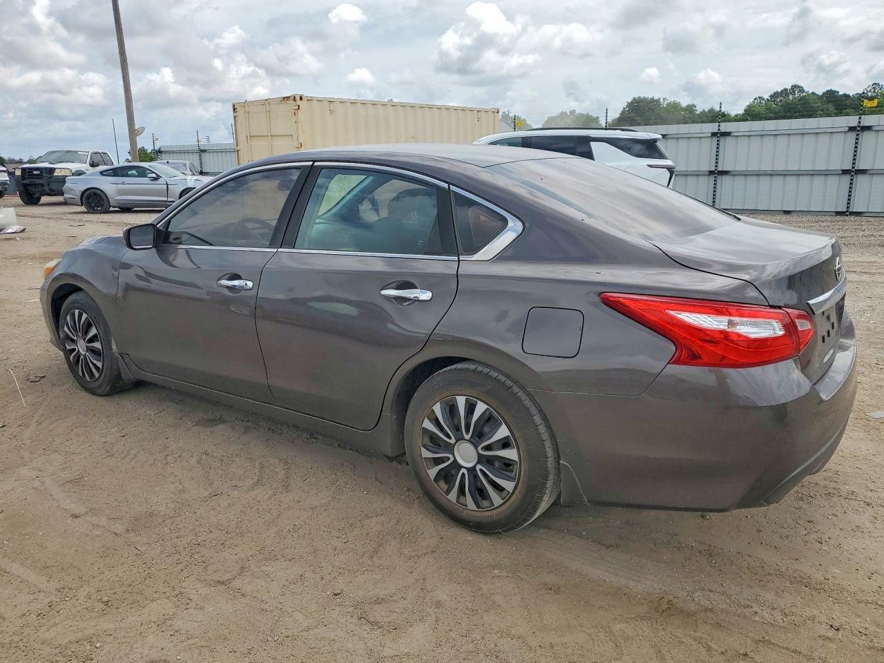 2017 Nissan Altima 2.5 S - Image 2