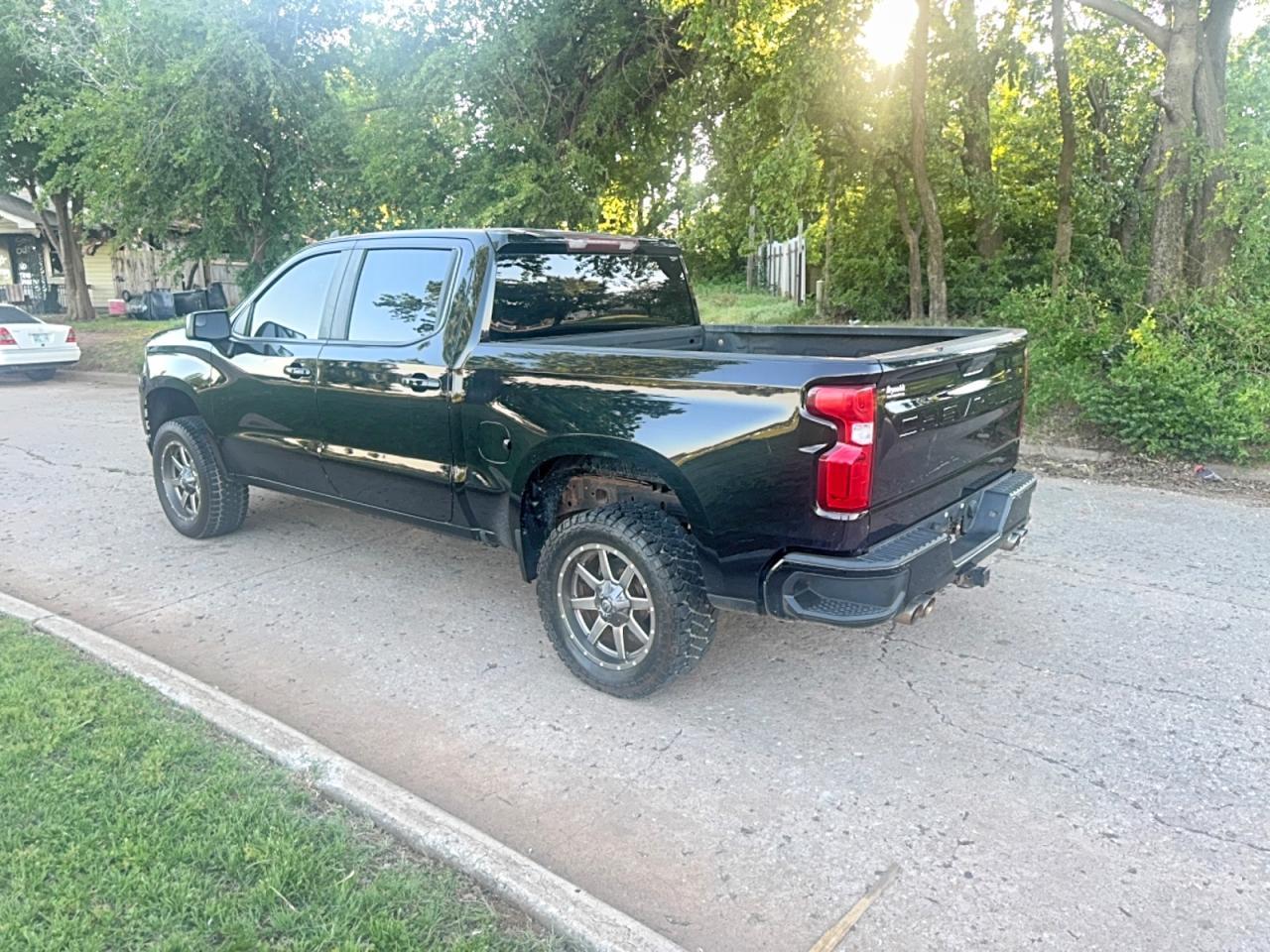 2020 Chevrolet Silverado K1500 Rst - Фото 3
