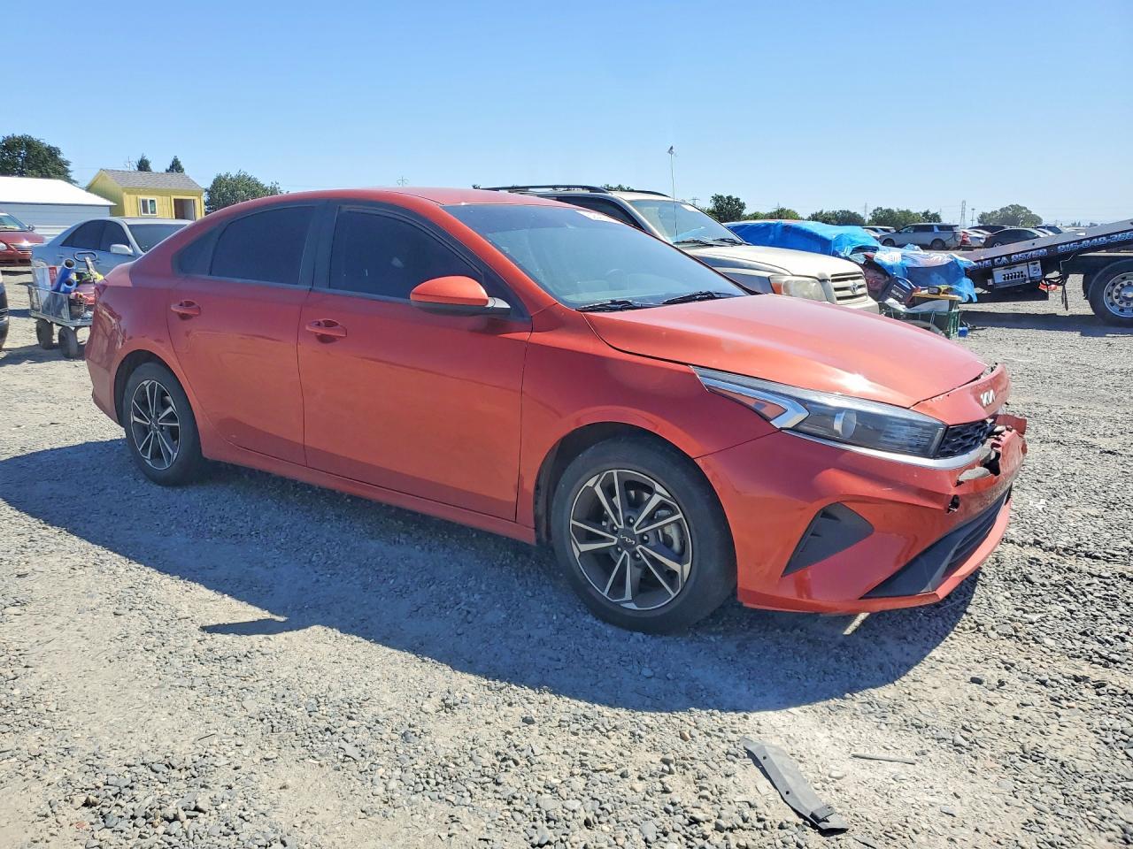 2022 Kia Forte Lxs - Image 4