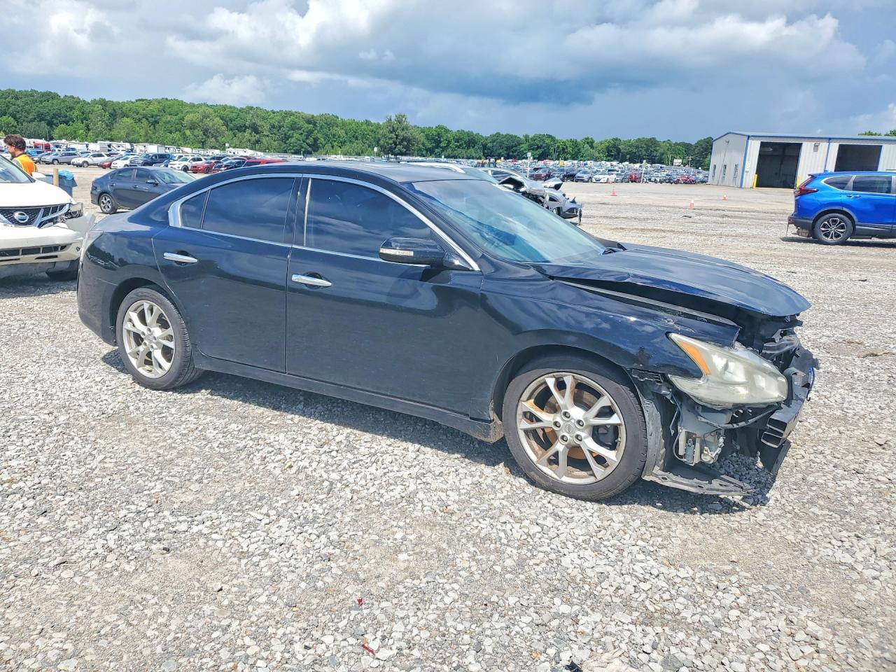 2014 Nissan Maxima 3.5 S - Image 4