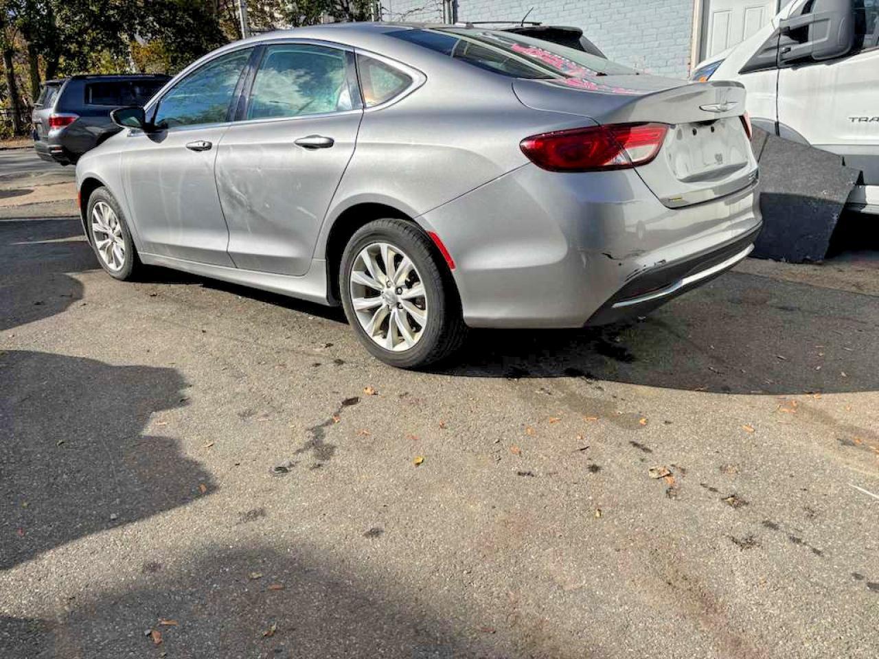 2015 Chrysler 200 C - Фото 3