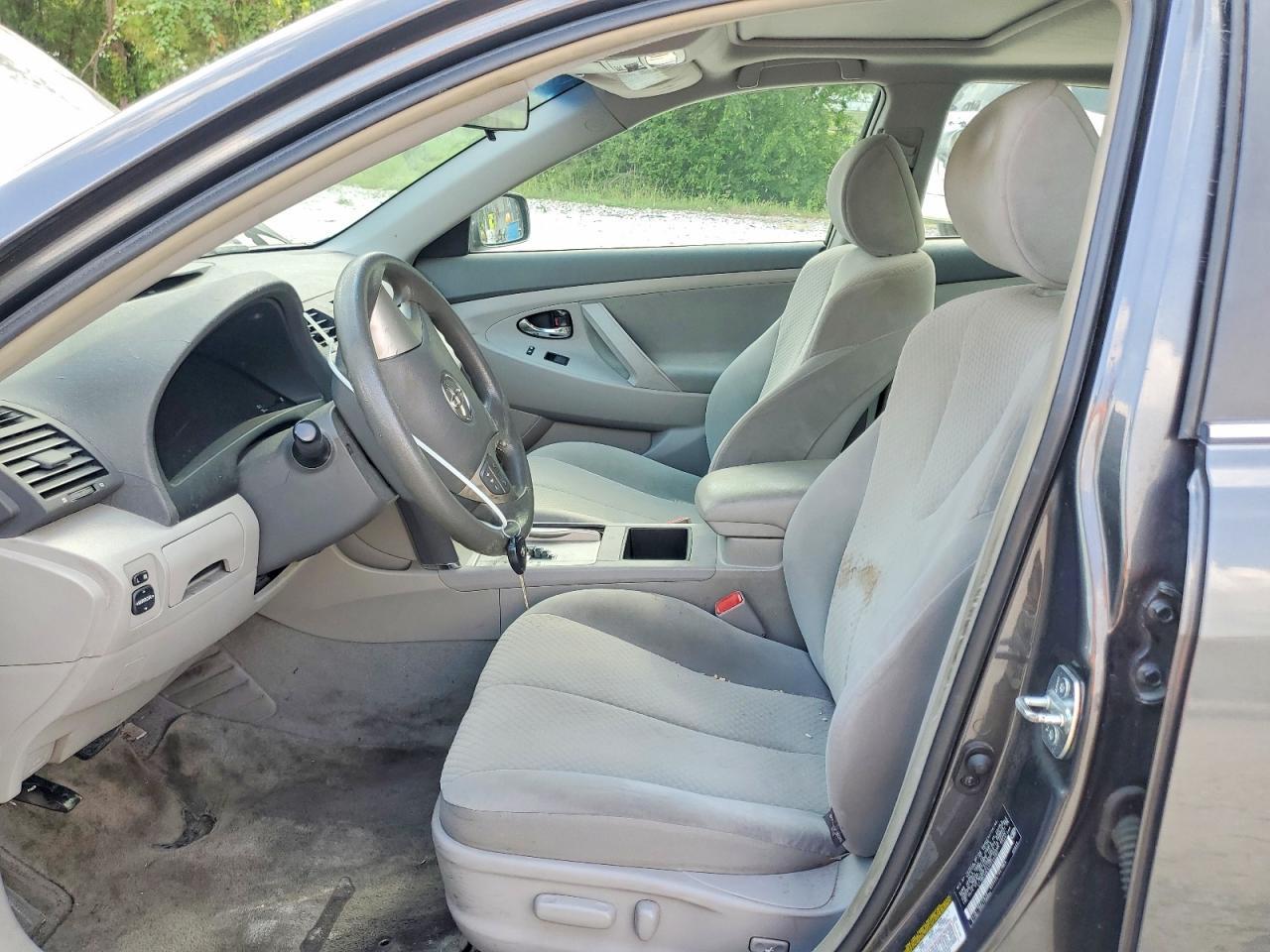 2007 Toyota Camry Le V6 - Image 7