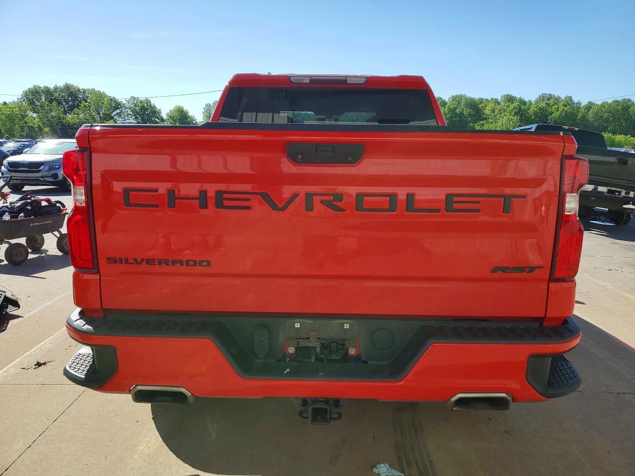 2021 Chevrolet Silverado K1500 Rst - Фото 6