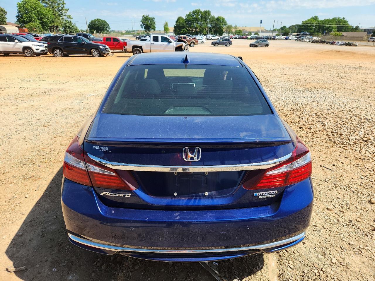 2017 Honda Accord Touring Hybrid - Image 6