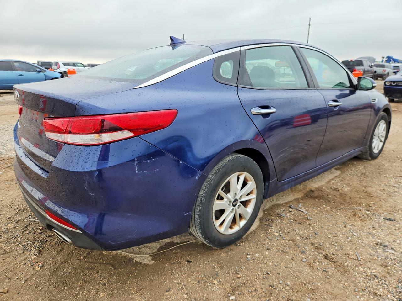 2018 Kia Optima Lx - Image 3