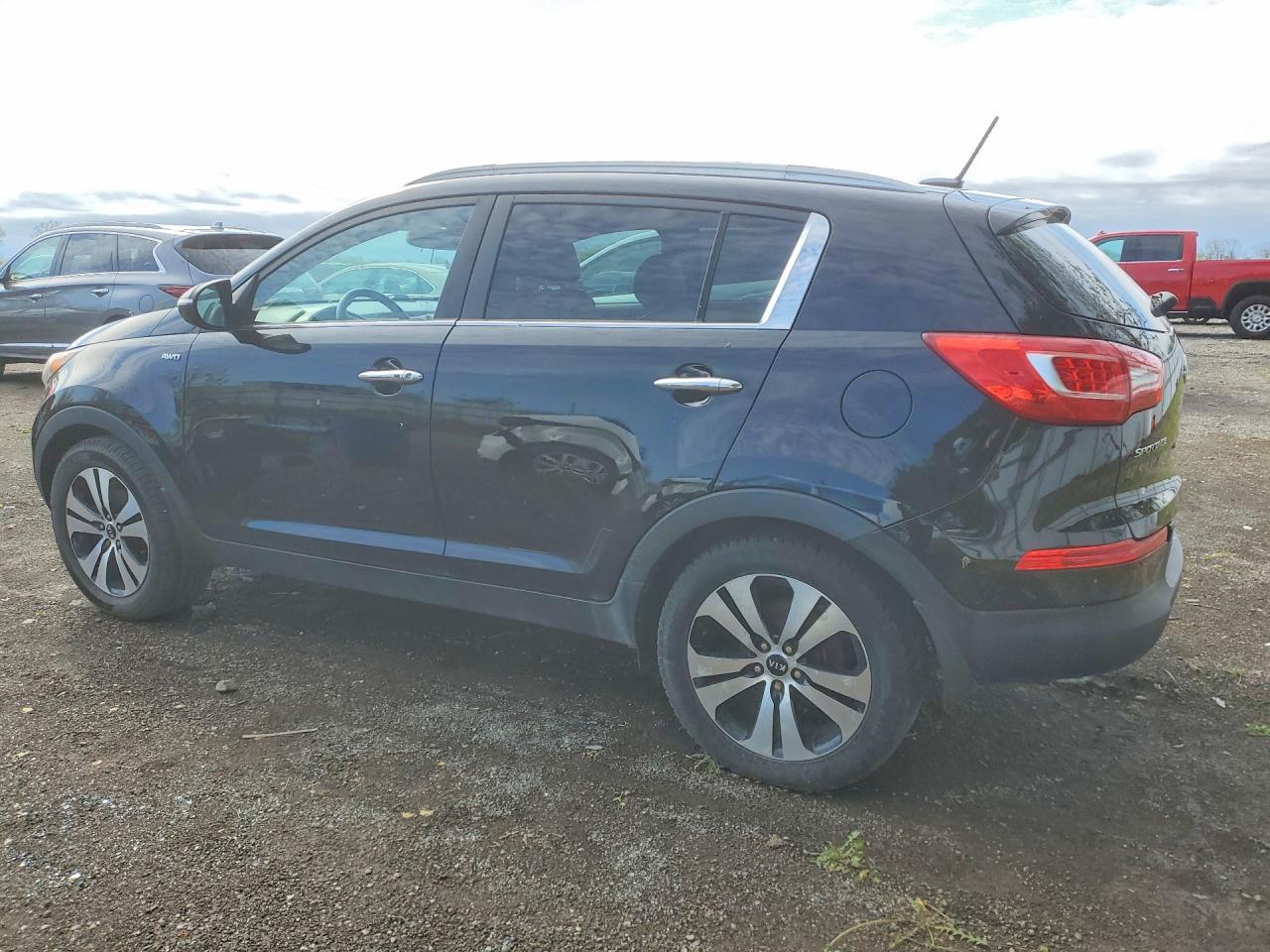 2012 Kia Sportage Ex - Image 2