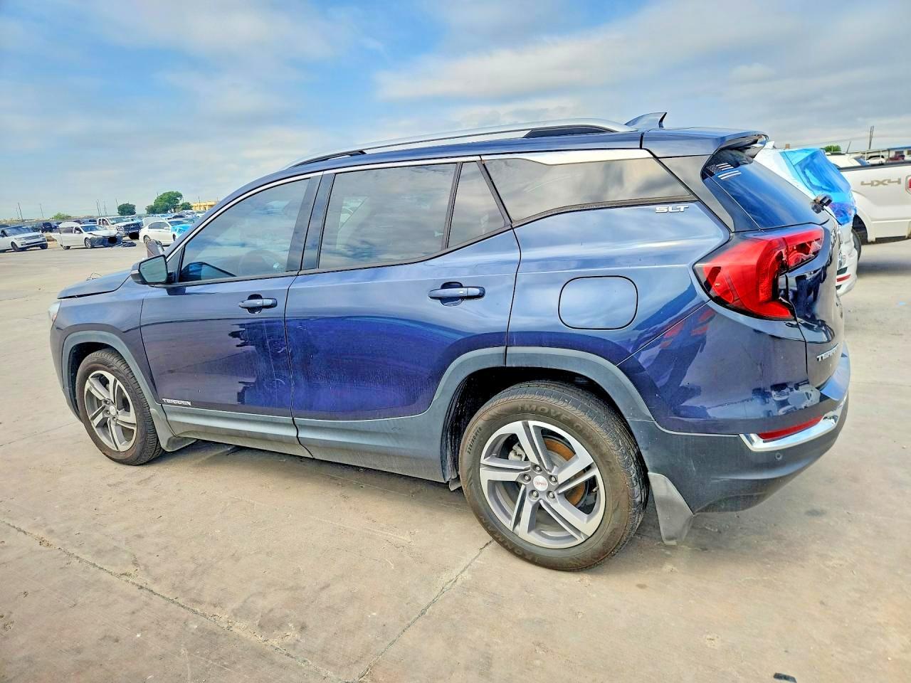 2019 GMC Terrain Slt - Фото 2