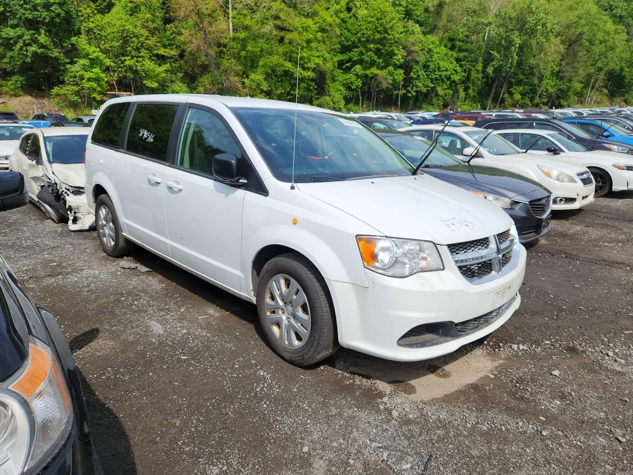 2018 Dodge Grand Caravan Se - Image 4