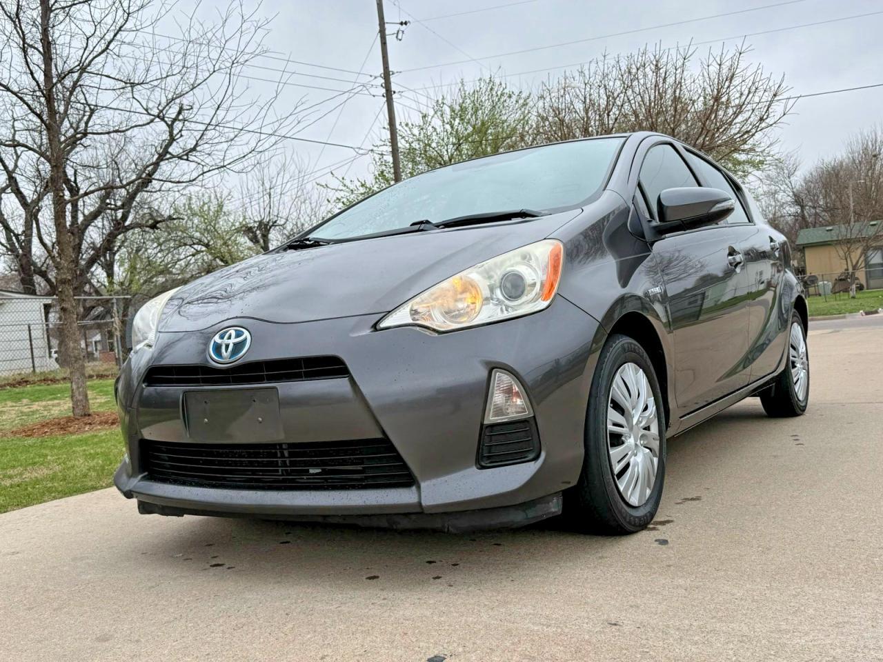 2014 Toyota Prius C Two - Image 2
