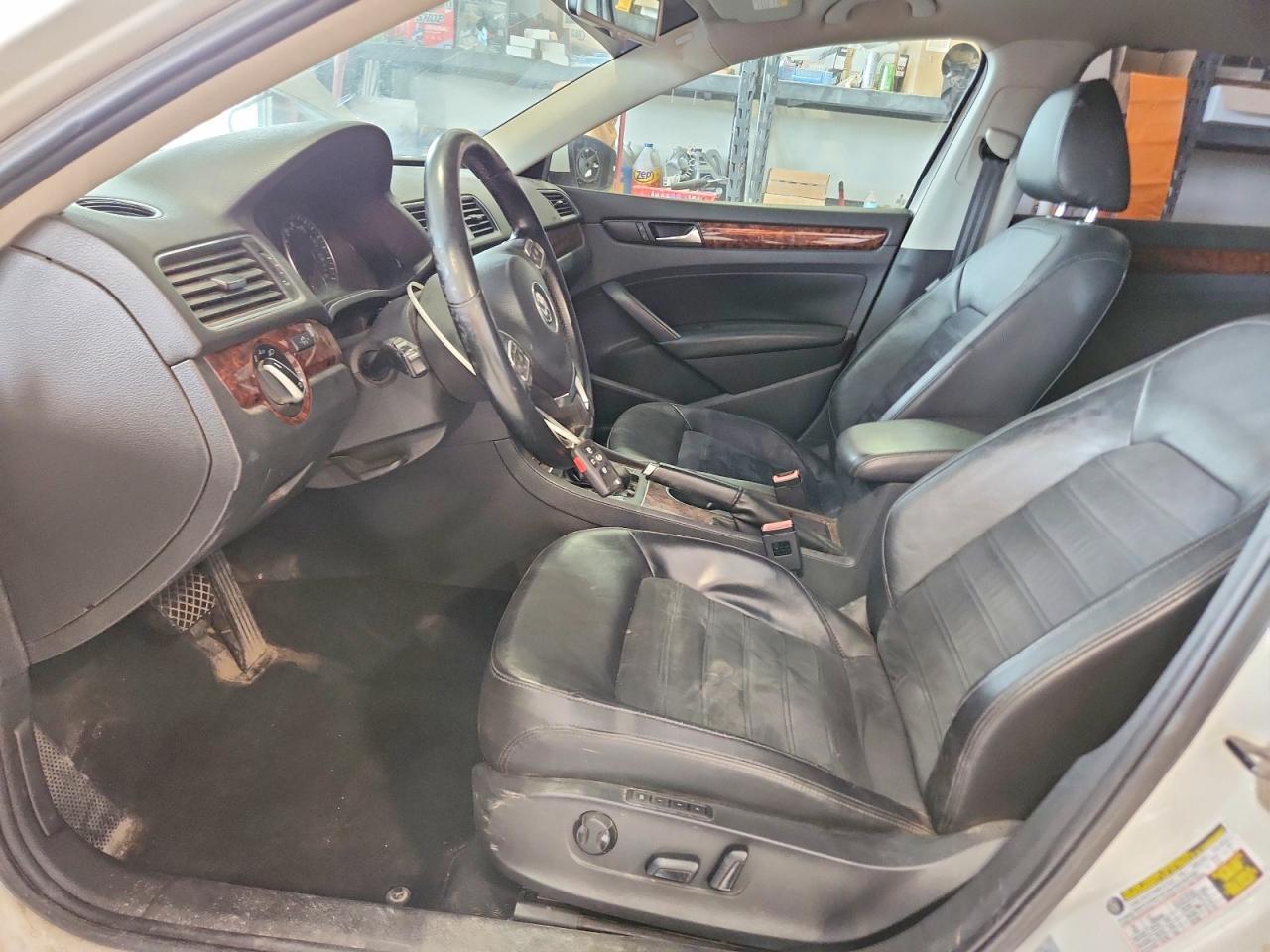 2013 Volkswagen Passat Sel - Фото 7