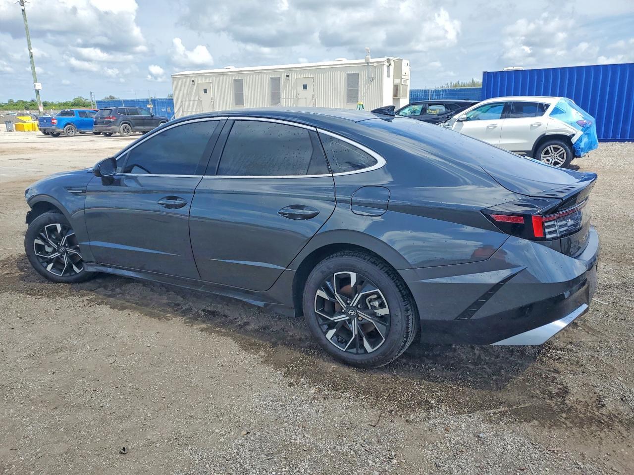 2025 Hyundai Sonata Sel - Фото 2