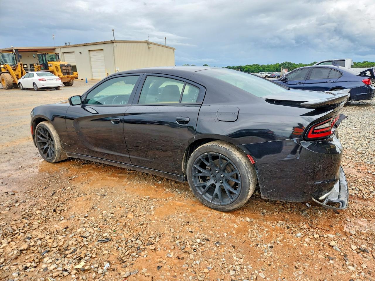 2017 Dodge Charger Se - Image 2