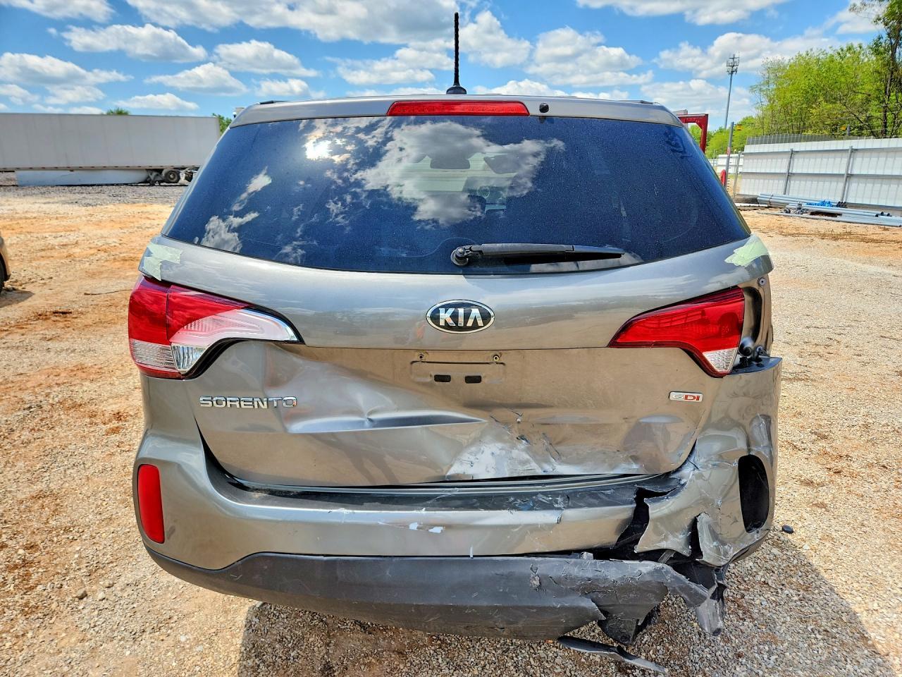 2015 Kia Sorento Lx - Фото 6