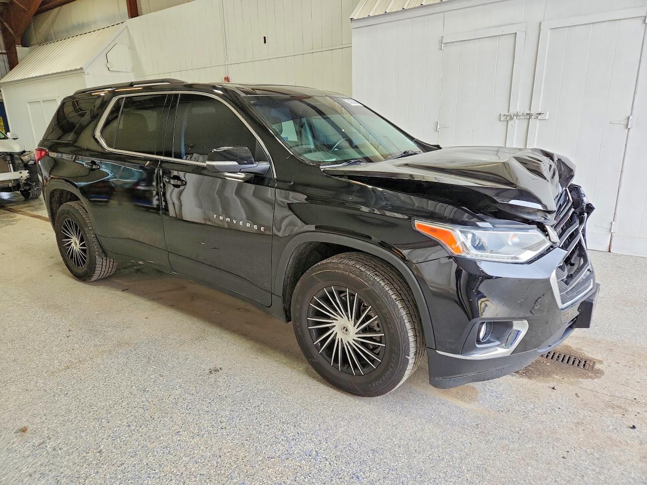 2021 Chevrolet Traverse Lt - Фото 4