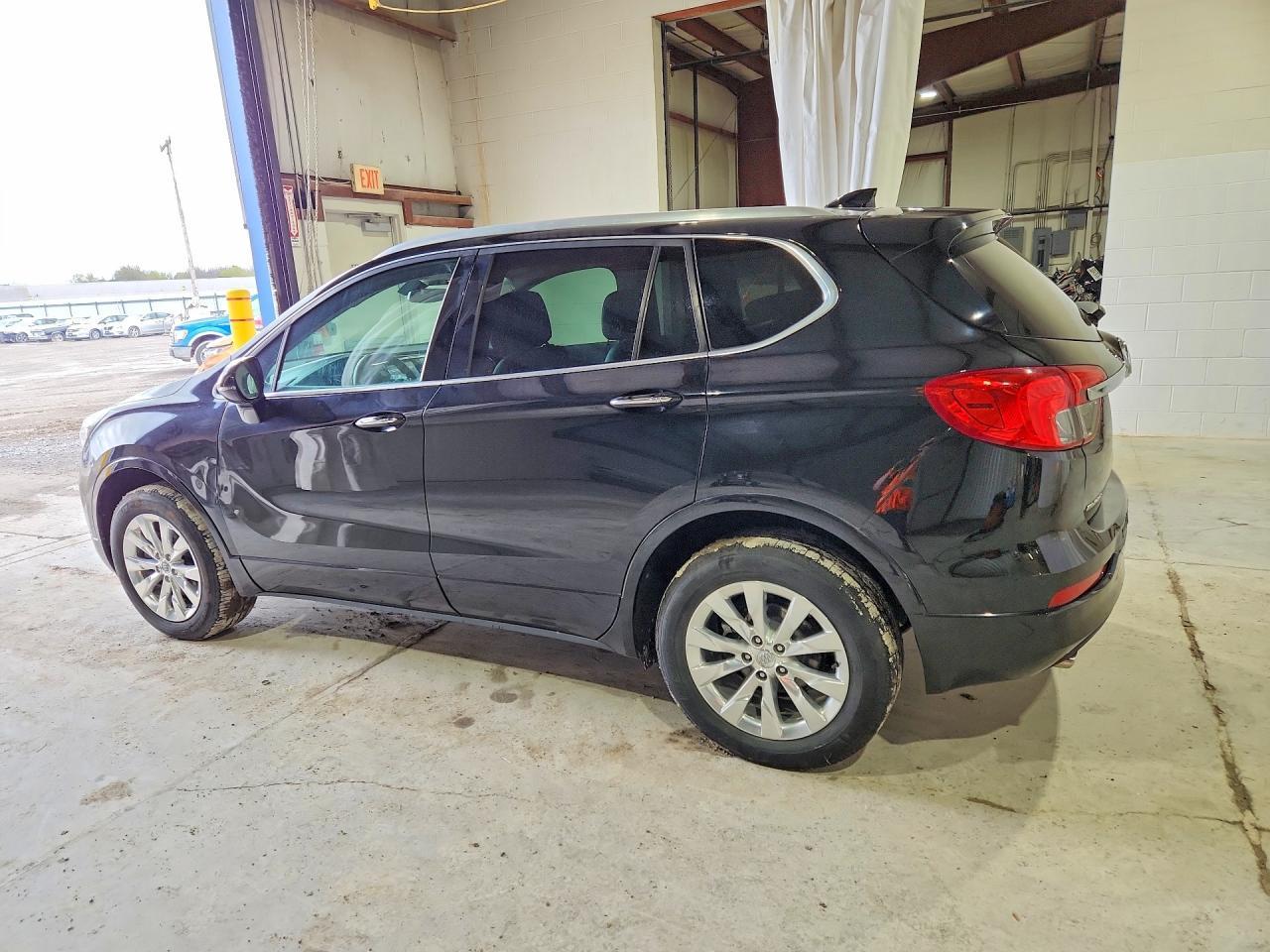 2017 Buick Envision Essence - Фото 2