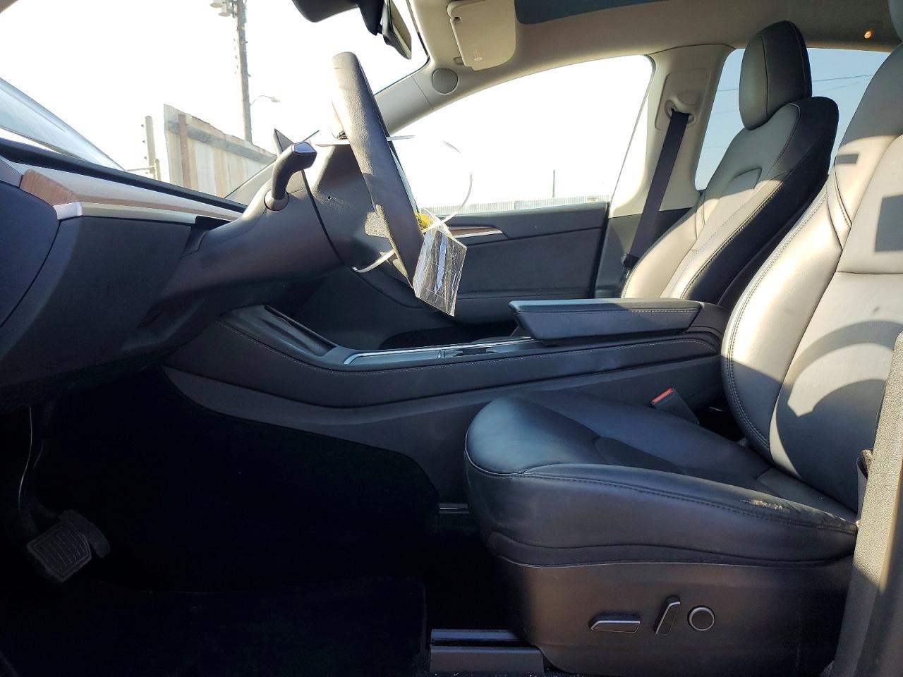 2023 Tesla Model Y - Фото 7