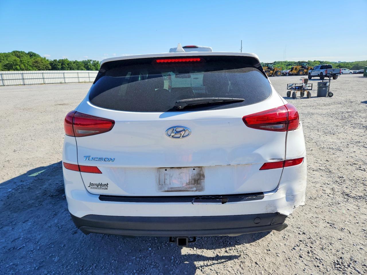 2020 Hyundai Tucson Se - Image 6