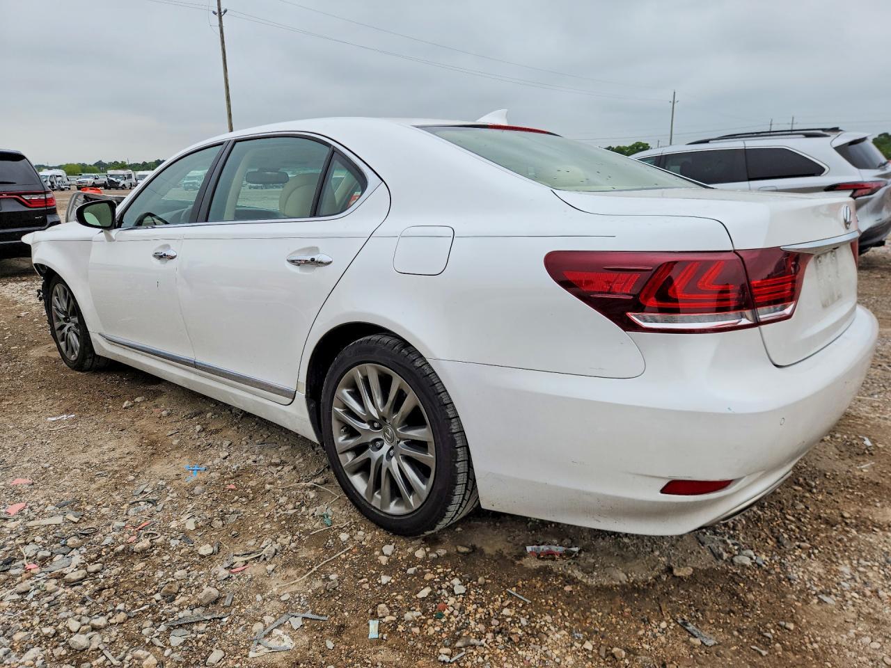 2017 Lexus Ls 460L - Фото 2