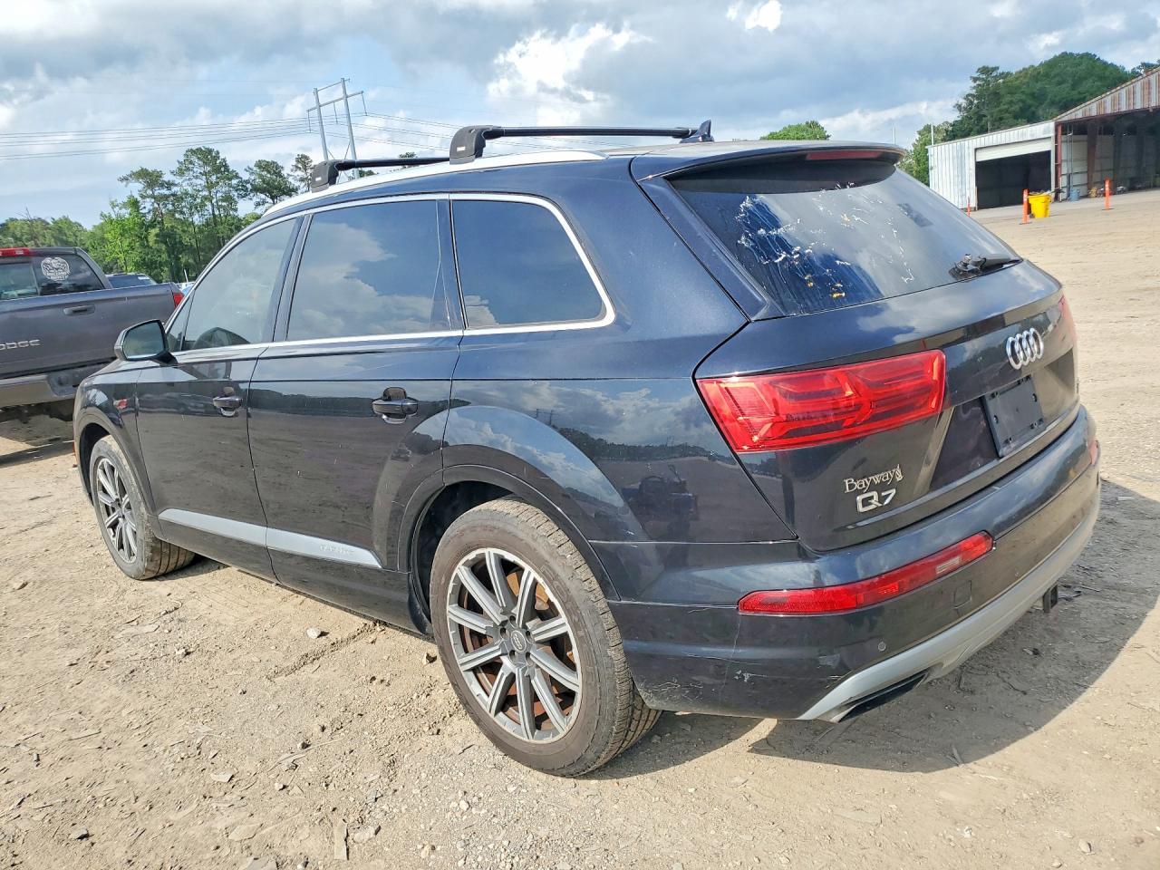 2017 Audi Q7 Premium Plus - Фото 2